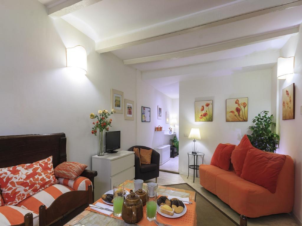Trust-Trastevere Rome Room photo