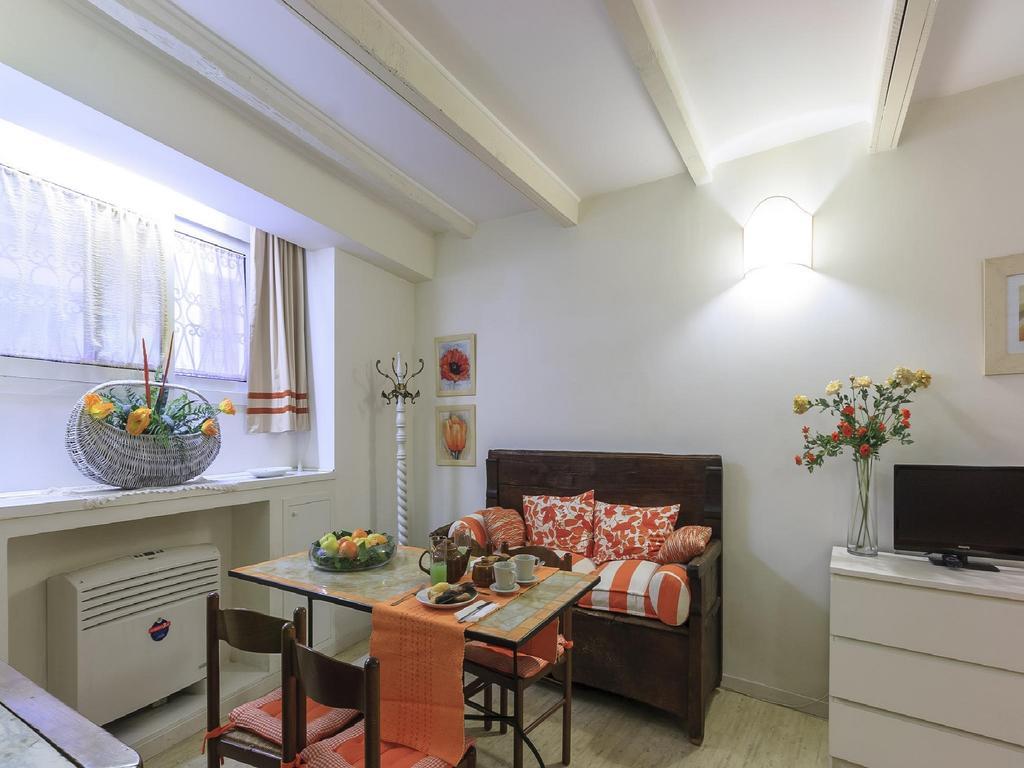 Trust-Trastevere Rome Room photo